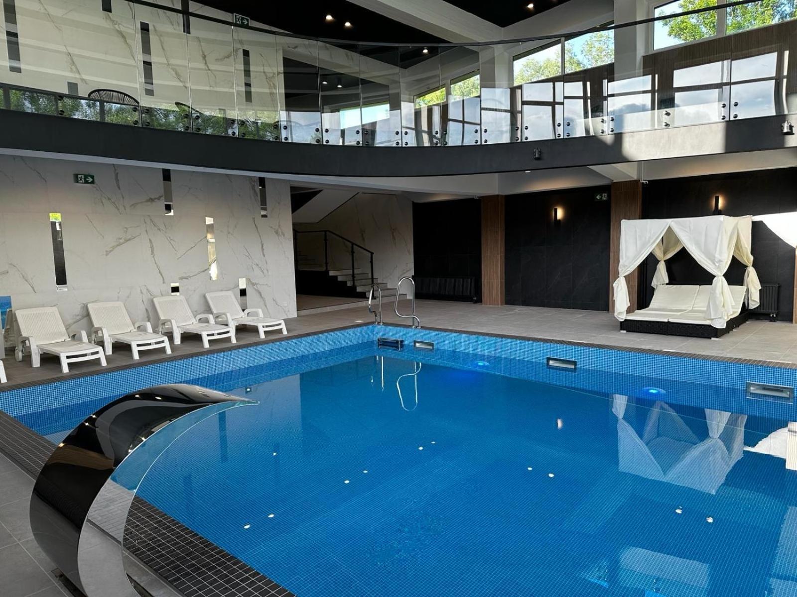 Wrzos Resort & Wellness **** Domki Caloroczne Wegierska Gorka Exterior photo